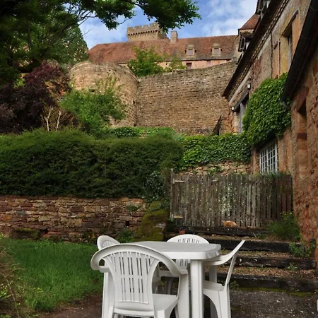 Nuitee Au Pied Du Chateau De Castelnau * Prudhomat